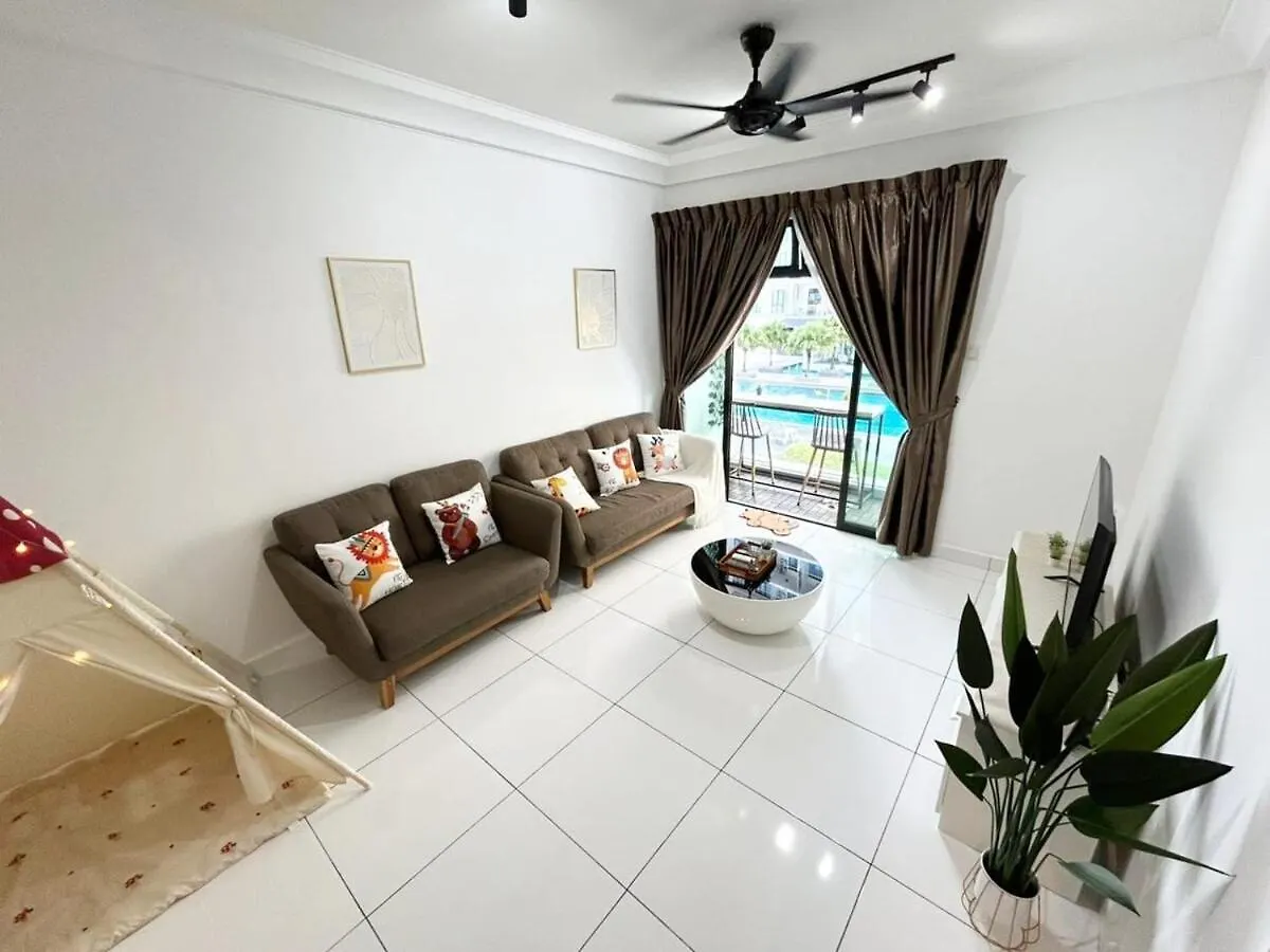 Up To 9 Person, Next To Paradigm Mall'S New Theme Park, Escape Jb Johor Bahru