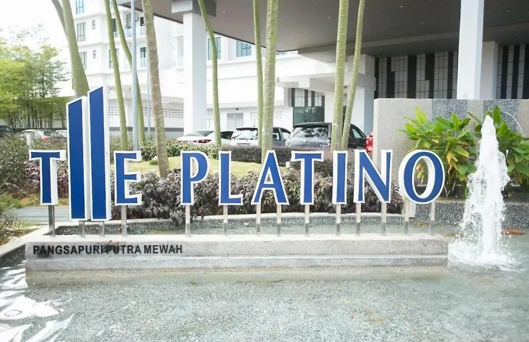 Up To 9 Person, Next To Paradigm Mall'S New Theme Park, Escape Jb Johor Bahru 0*,  Malaysia